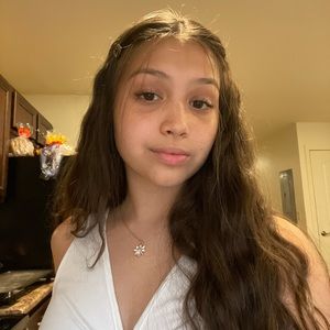 Meet your Posher, Madeline